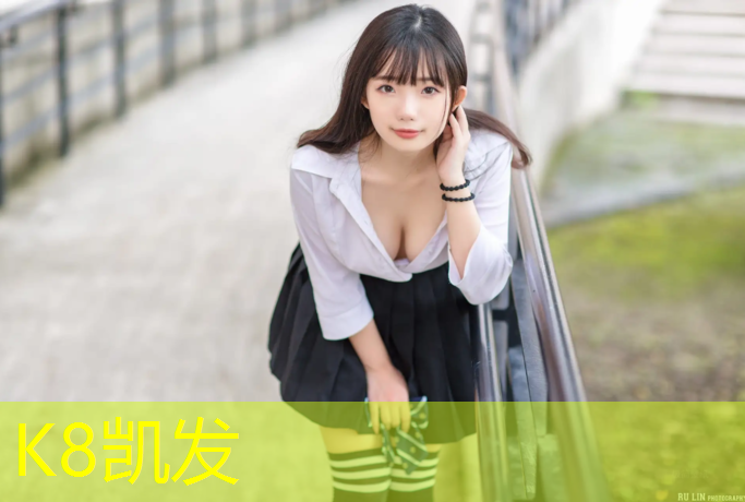 K8凯发天生赢家一触即发：富平塑胶跑道蓝色